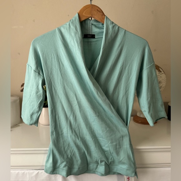 Marc Cain Sport Turquoise Long Sleeve V-Cross front Top Size N1 (US 4) NWT - Picture 1 of 5